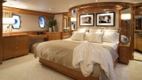 KING BABY - Master Cabin